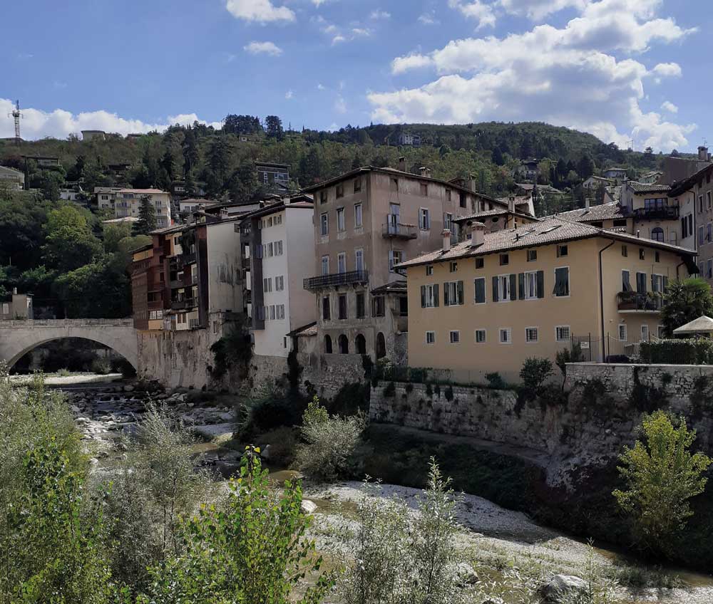 Il quartiere di S.Maria, oltre il Leno